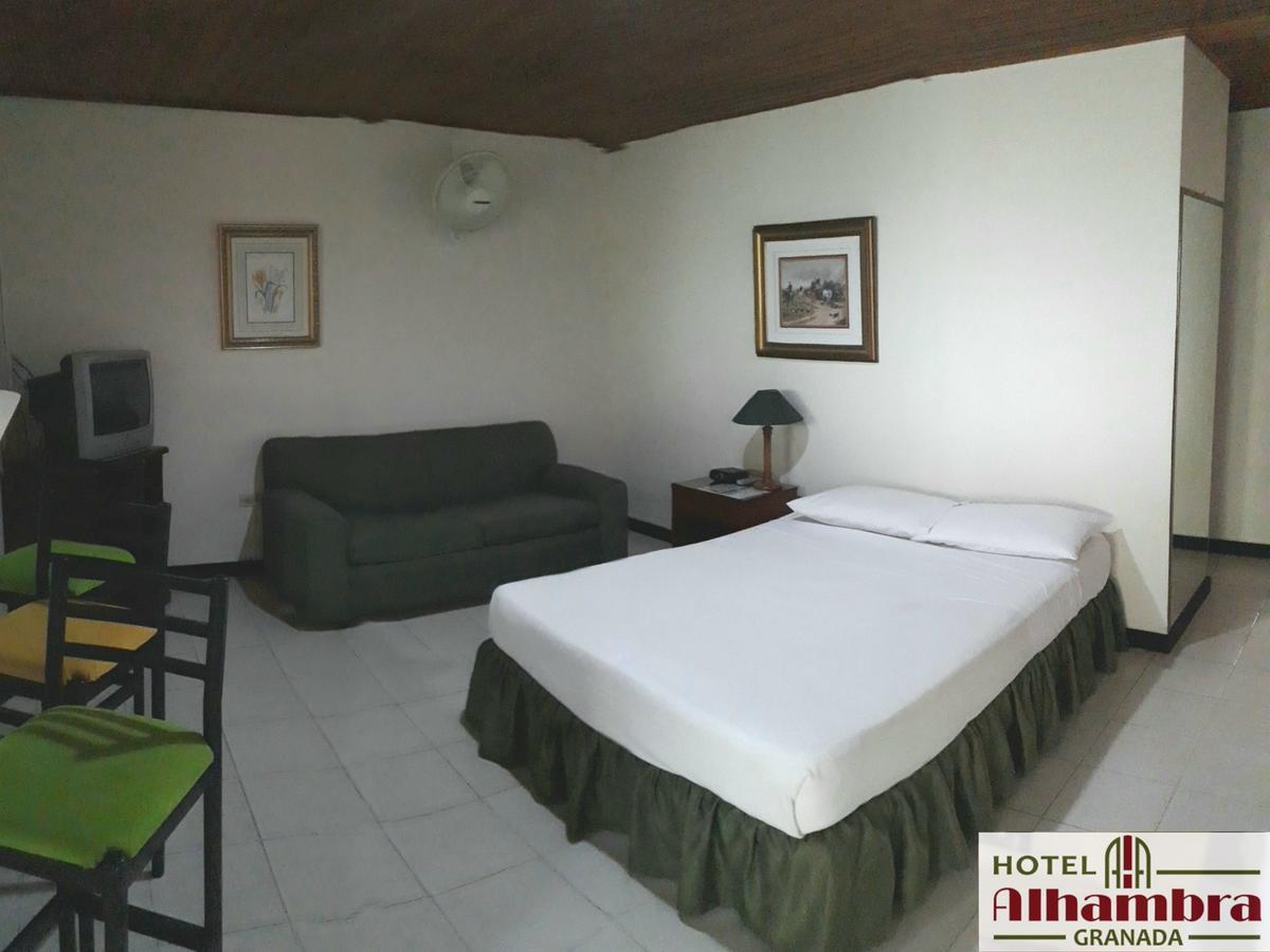Hotel Alhambra Гранада Екстериор снимка
