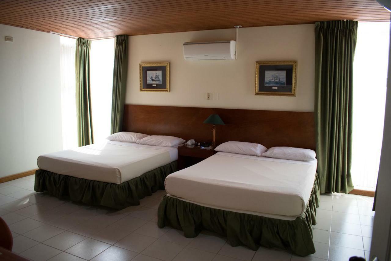 Hotel Alhambra Гранада Екстериор снимка